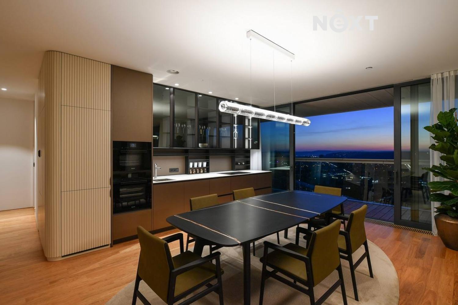 Prodej byt 4+kk, 175㎡