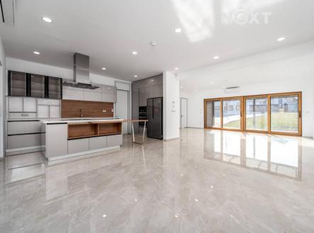 Prodej domu/vily, 320 m²