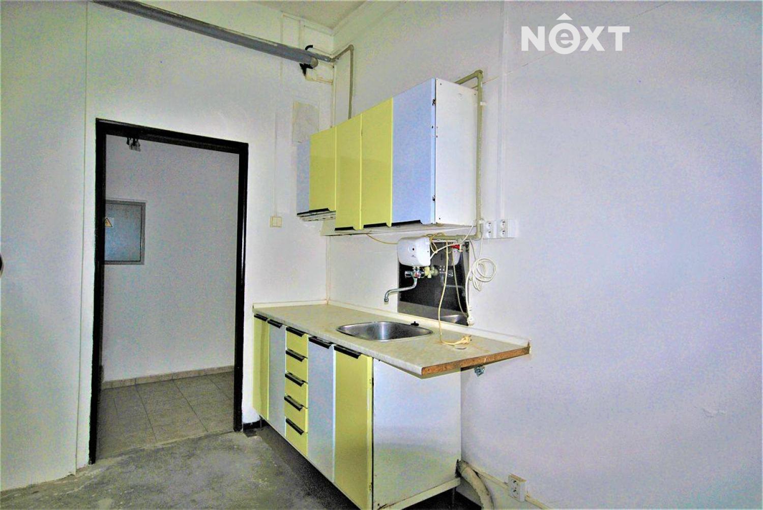 Pronájem komerční Kanceláře, 57㎡