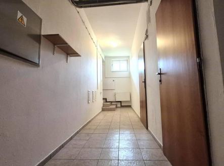 Pronájem kanceláře, 57 m²