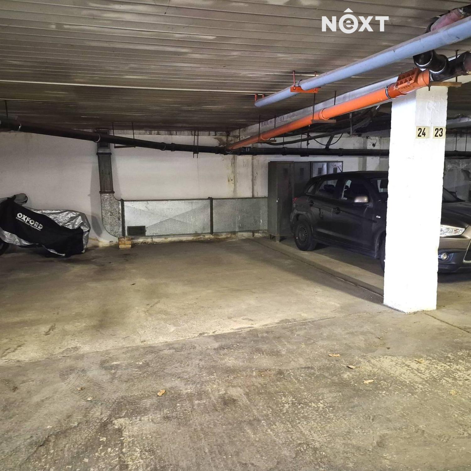 Pronájem ostatní Garážové stání, 16㎡