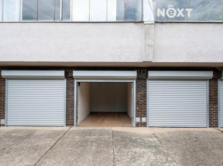 Pronájem komerčního objektu, sklad, 16 m²