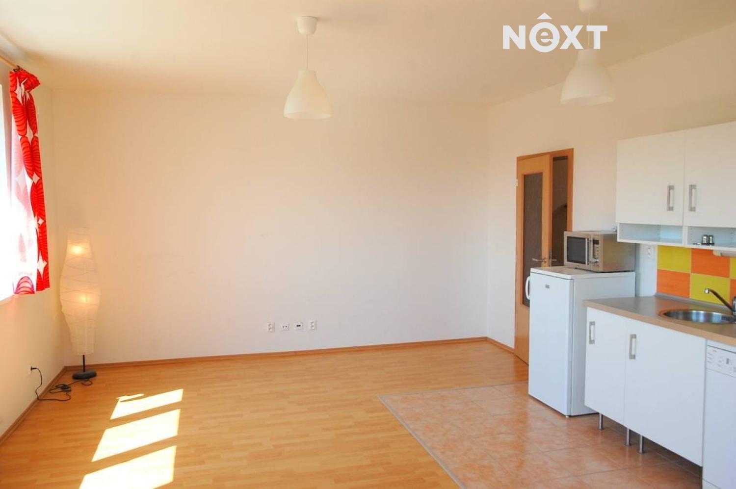 Pronájem byt 2+kk, 57㎡