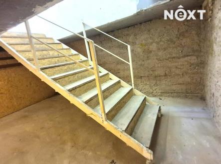 Pronájem komerčního objektu, sklad, 175 m²