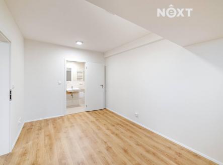 Prodej komerčního objektu, obchodní centrum, 40 m²