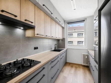 Prodej bytu, 4+1, 70 m²