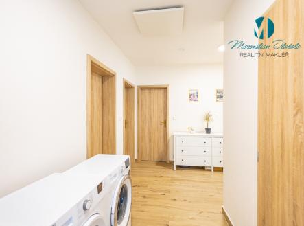 Prodej bytu, 3+kk, 70 m²