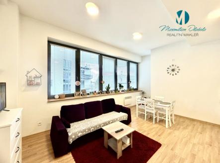 Pronájem bytu, 2+kk, 62 m²