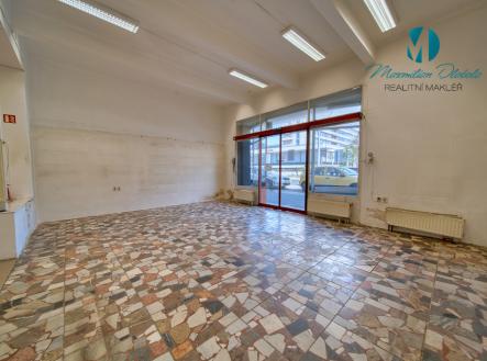 Pronájem obchodní prostory, 250 m²