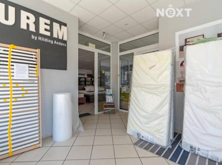 Pronájem komerčního objektu, obchodní centrum, 1 m²