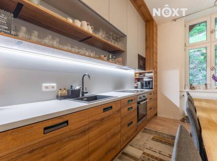 Prodej komerčního objektu, jiný, 12 m²