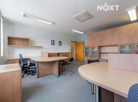 Pronájem kanceláře, 94 m²