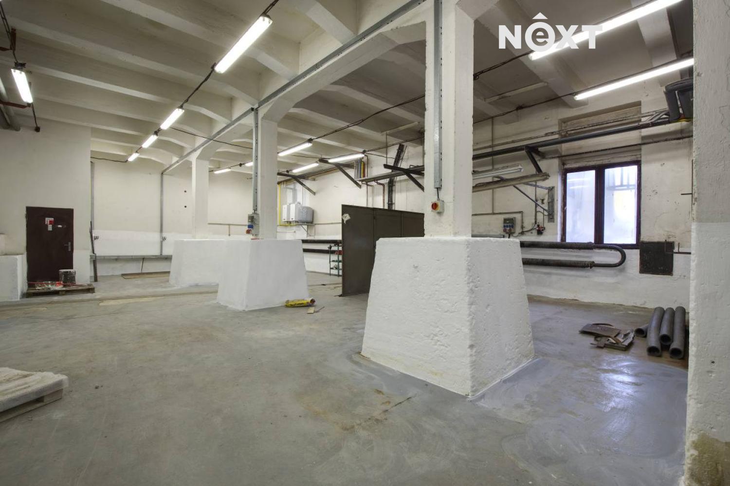 Pronájem komerční Výroba, 2 250㎡