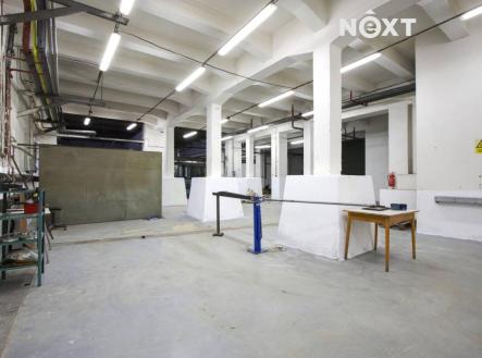 Pronájem komerčního objektu, výroba, 2 000 m²