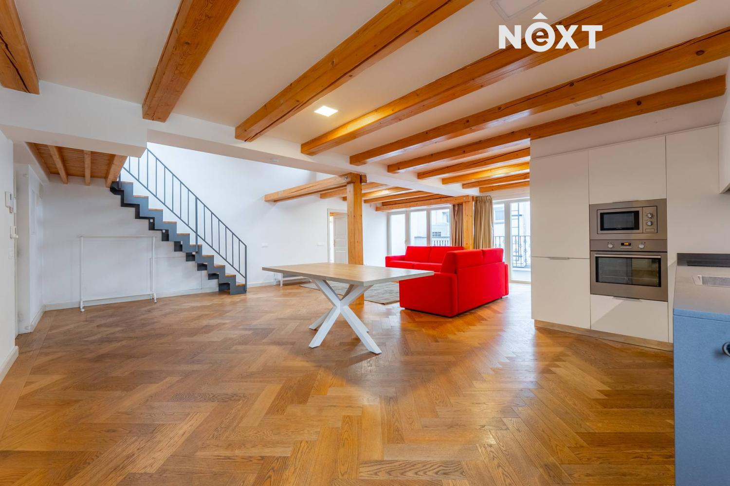 Pronájem byt 3+kk, 200㎡