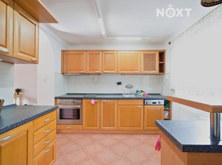 Pronájem domu/vily, 240 m²