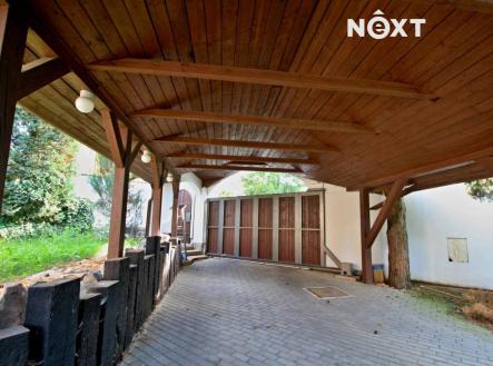 Pronájem domu/vily, 240 m²