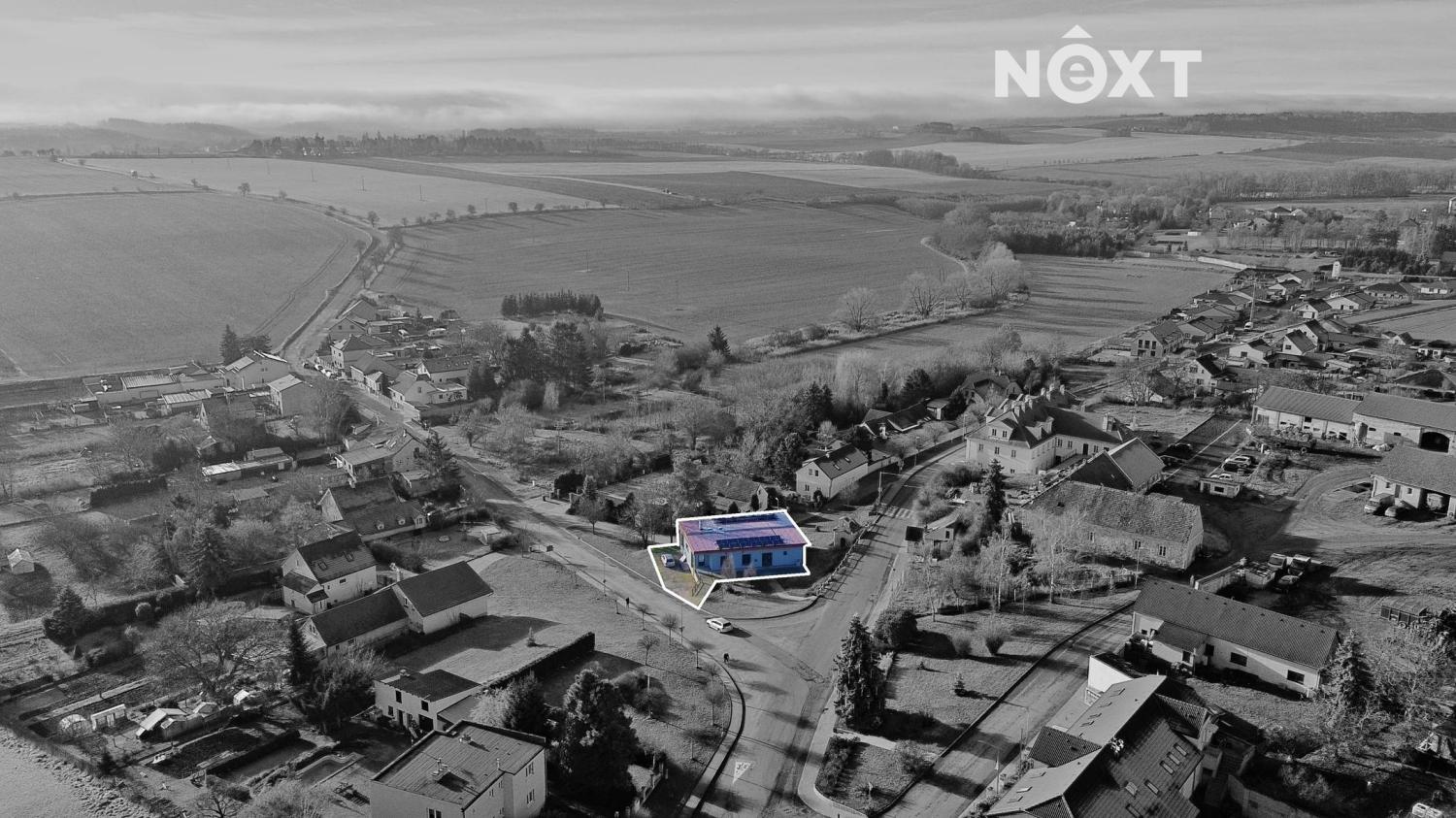 Pronájem komerční Obchodní prostory, 193㎡