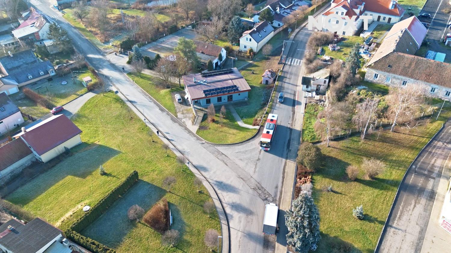 Pronájem komerční Obchodní prostory, 193㎡