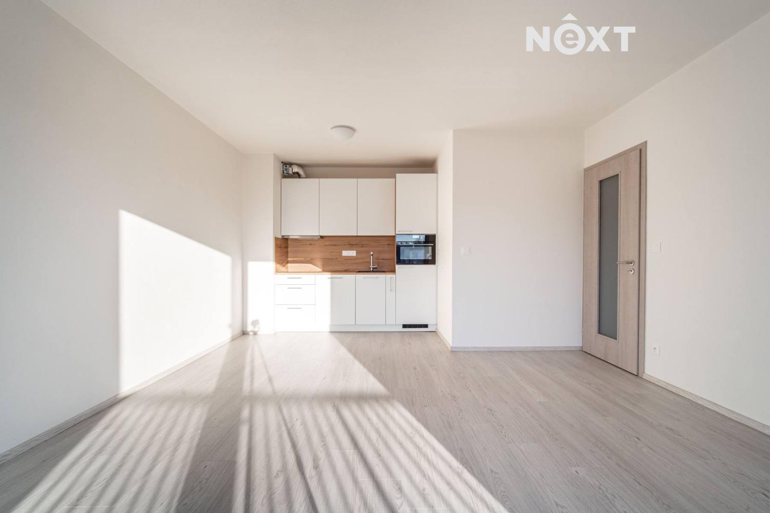 Pronájem byt 2+kk, 73㎡