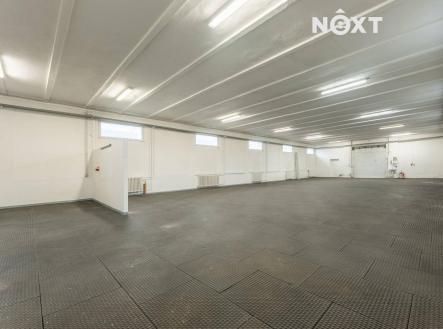 Pronájem komerčního objektu, sklad, 963 m²