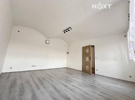 Pronájem bytu, 3+kk, 85 m²