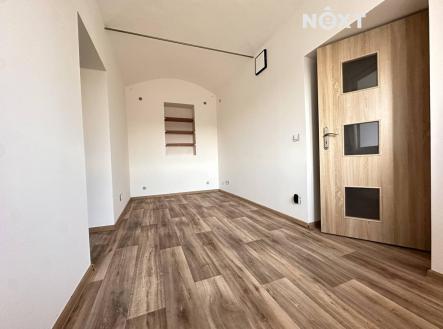 Pronájem bytu, 3+kk, 85 m²