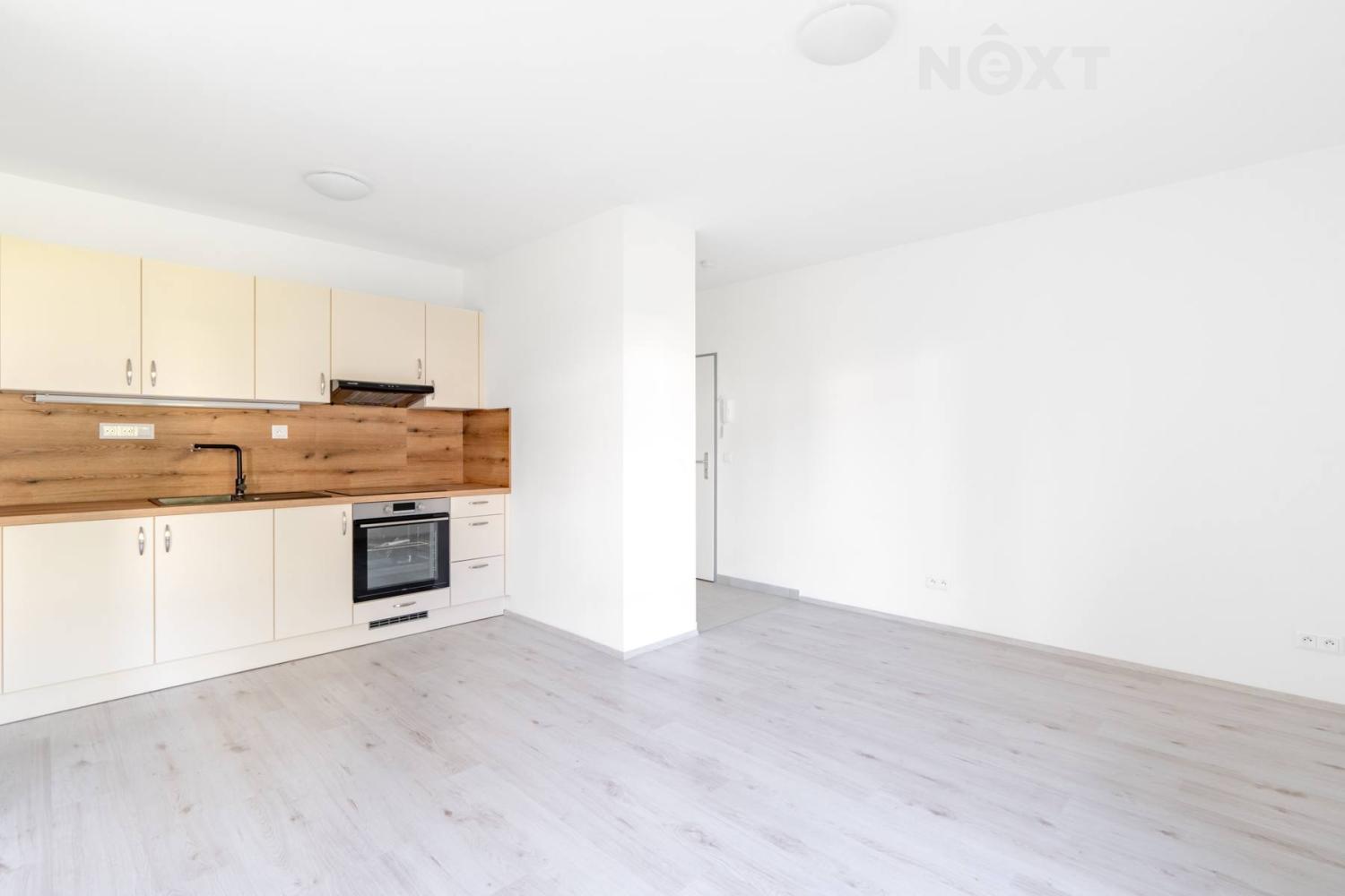 Pronájem byt 2+kk, 44㎡