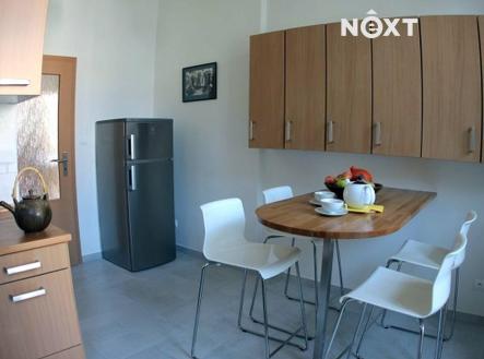 Pronájem bytu, 2+1, 79 m²
