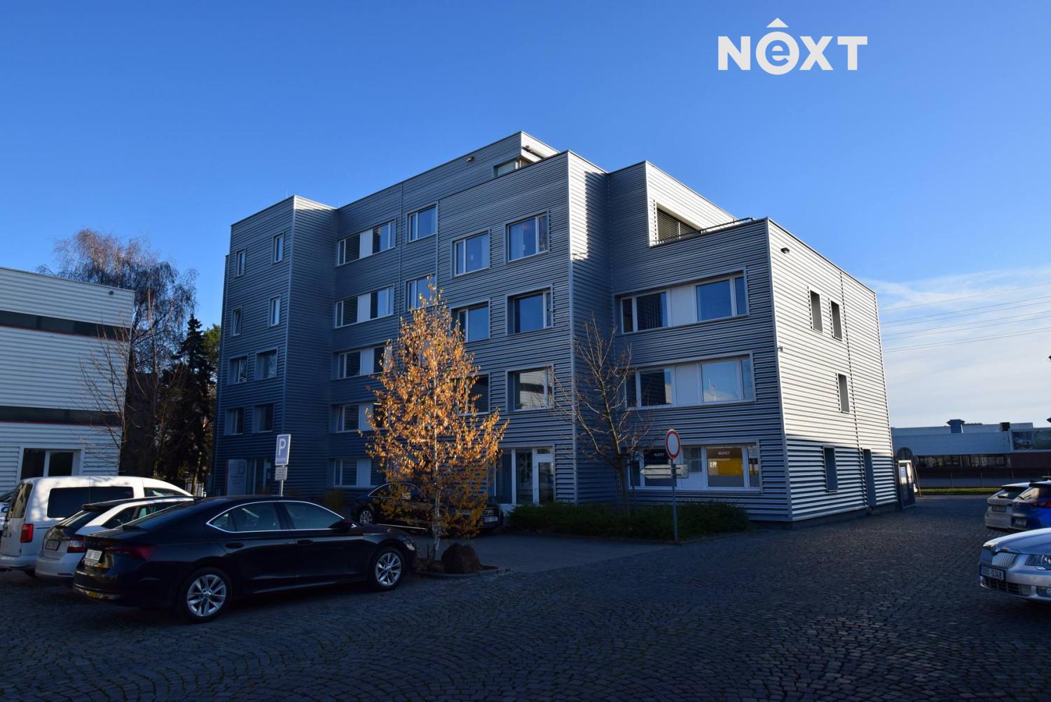 Pronájem komerční Kanceláře, 136㎡