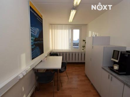 Pronájem kanceláře, 136 m²