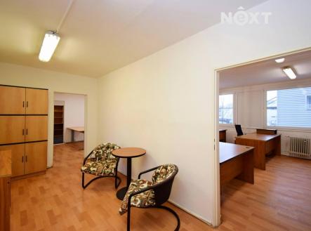 Pronájem kanceláře, 163 m²