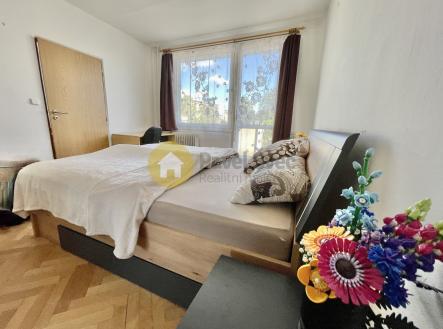 Pronájem bytu, 2+kk, 41 m²