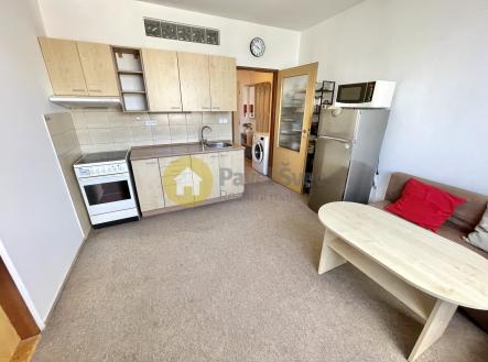 Pronájem bytu, 2+kk, 41 m²