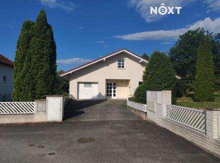 Pronájem domu/vily, 180 m² obrázek