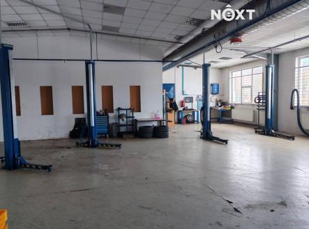 Pronájem komerčního objektu, výroba, 1 329 m²
