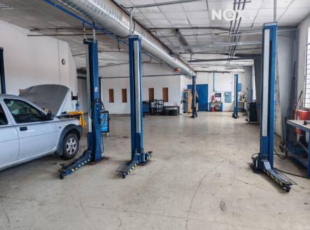 Pronájem komerčního objektu, výroba, 1 329 m²