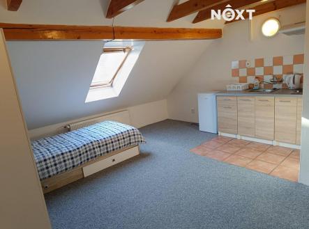 Pronájem bytu, 1+kk, 24 m²
