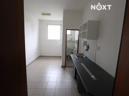 Pronájem komerčního objektu, obchodní centrum, 441 m²