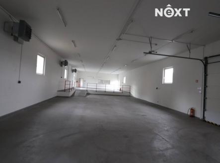 Pronájem komerčního objektu, obchodní centrum, 441 m²