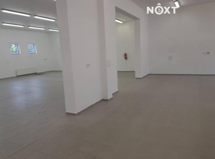 Pronájem komerčního objektu, obchodní centrum, 430 m²