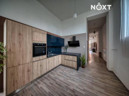 Prodej komerčního objektu, obchodní centrum, 308 m²