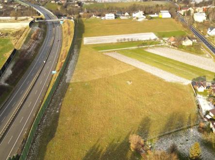 Prodej pozemku pro komerční výstavbu, 4 714 m²