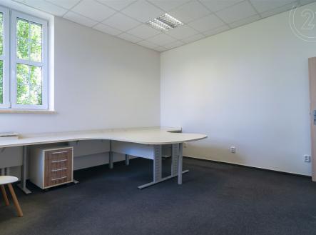 Pronájem kanceláře, 130 m²