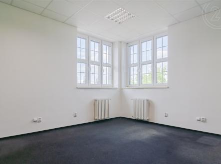 Pronájem kanceláře, 130 m²
