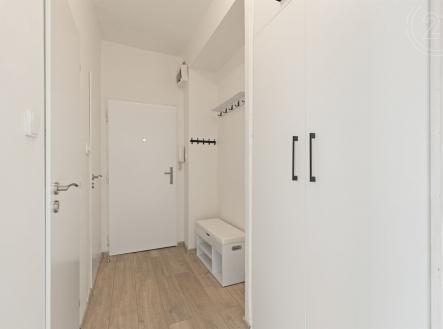 Pronájem bytu, 2+1, 55 m²