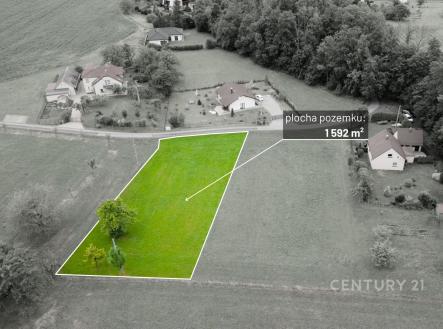 Prodej pozemku pro bydlení, 1 592 m² obrázek