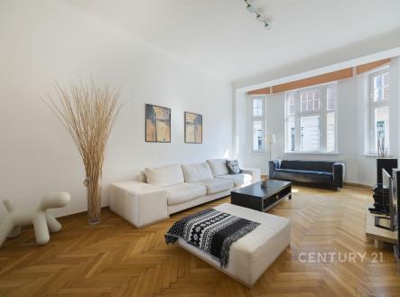 Pronájem bytu, 2+1, 90 m²