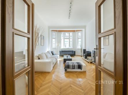 Pronájem bytu, 2+1, 90 m²