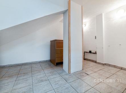 Pronájem kanceláře, 66 m²